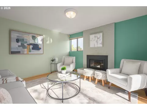 Living - 2760 Malibu Way, Eugene, OR 97405 photo 6 of 6