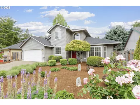 10605 SW Tualatin Dr, Portland, OR 97224