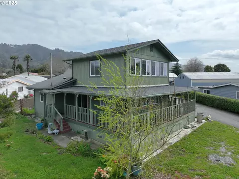 15957 Wenbourne Ln, Brookings, OR 97415