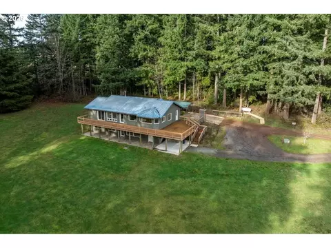 18084 S Red Hereford Ln, Beavercreek, OR 97004