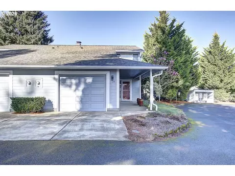 4613 E 18th St #28, Vancouver, WA 98661