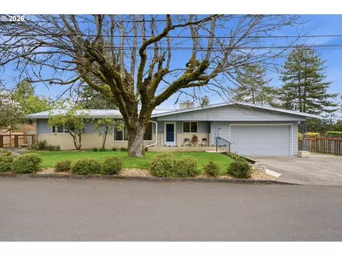 1325 NW 9th St, Gresham, OR 97030