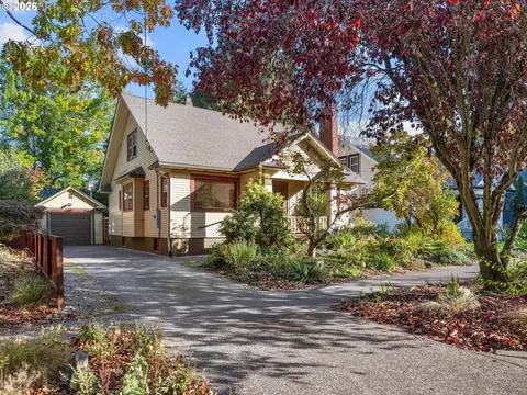 3002 NE 7th Ave, Portland, OR 97212