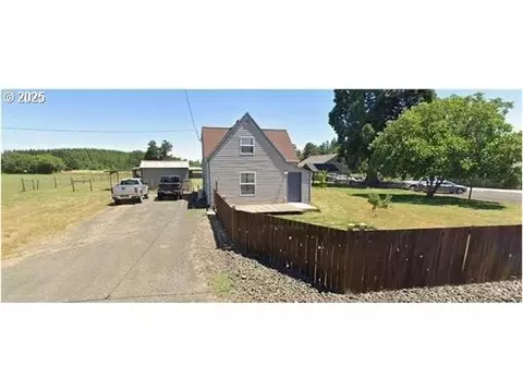 352 NE Polk Station Rd, Dallas, OR 97338