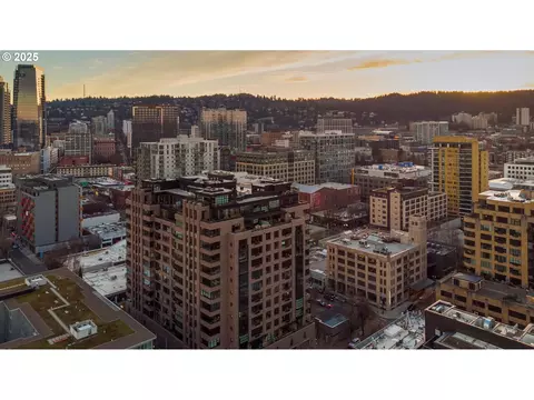 333 NW 9th Ave #410, Portland, OR 97209