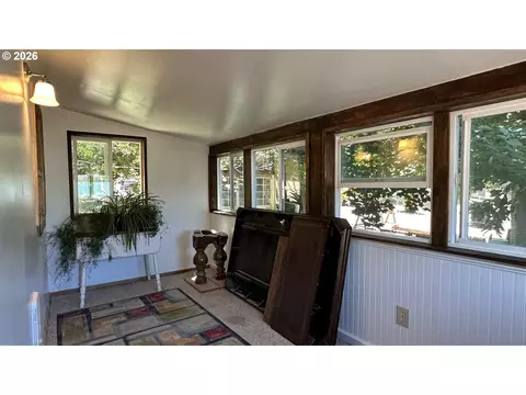 910 Willow St, Spray, OR 97874 photo 9