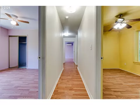 Entry Way - 667 Kamapheema Pl, Eugene, OR 97405 photo 1 of 1