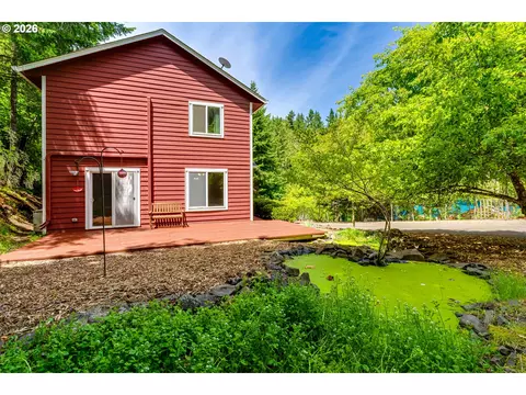 Exterior - 667 Kamapheema Pl, Eugene, OR 97405 photo 4 of 10