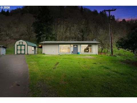 93313 Westpoint Rd, Harrisburg, OR 97446