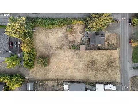 View/Area - 185 Ferndale Dr, Eugene, OR 97404 photo 4 of 8