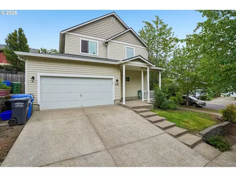 Exterior - 38619 Miller St, Sandy, OR 97055 photo 2 of 7