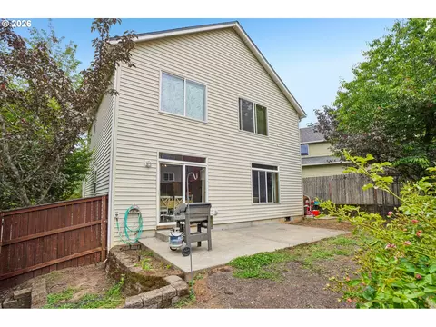 Exterior - 38619 Miller St, Sandy, OR 97055 photo 7 of 7