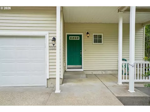 Exterior - 38619 Miller St, Sandy, OR 97055 photo 4 of 7