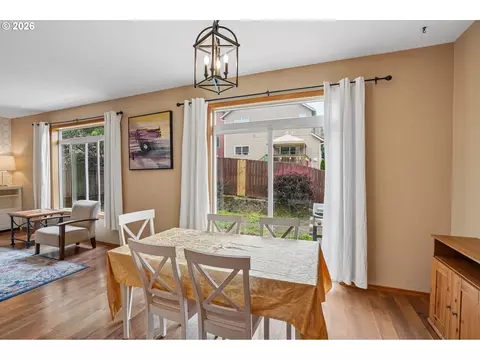 Dining - 38619 Miller St, Sandy, OR 97055 photo 1 of 2