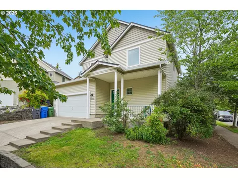 Exterior - 38619 Miller St, Sandy, OR 97055 photo 3 of 7