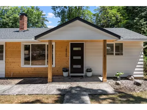 18560 Lower Midhill Dr, West Linn, OR 97068