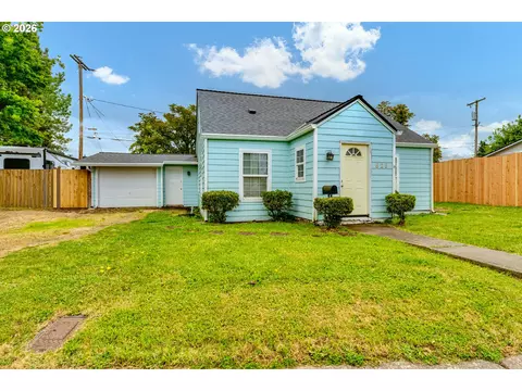 Other - 525 21st St, Springfield, OR 97477 photo 2 of 10