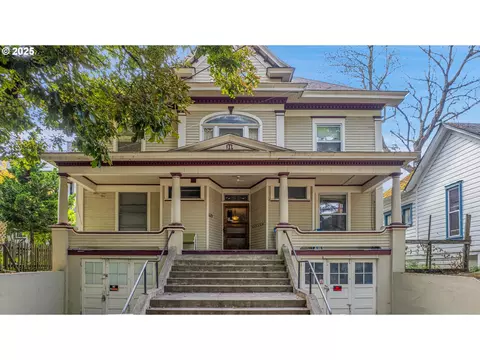 1626 SE Alder St, Portland, OR 97214