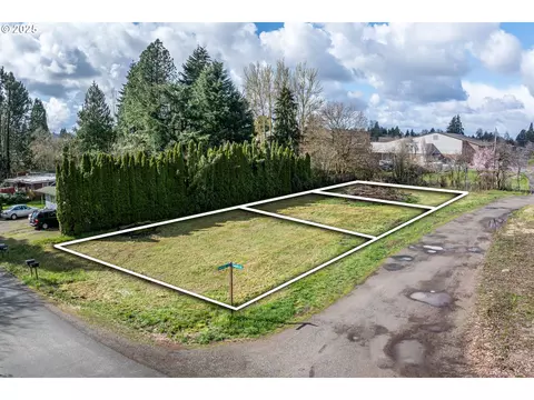 Snelling Dr, Eugene, OR 97408