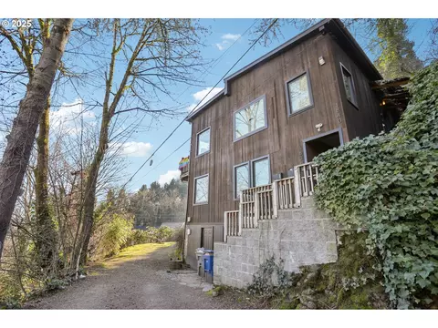 1838 SW Mill Street Ter, Portland, OR 97201