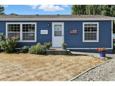 22053 Floral Ave NE, Aurora, OR 97002