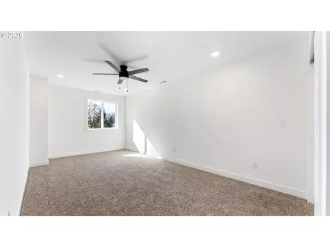 Bedroom - 141 NE D St, Willamina, OR 97396 photo 5 of 6