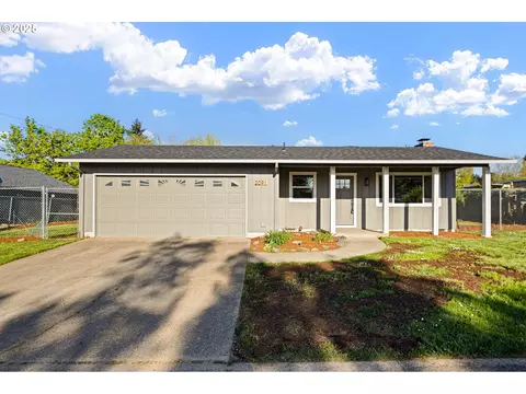 2091 Four Oaks Grange Rd, Eugene, OR 97405