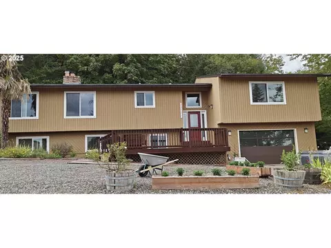 26725 SE Stewart Ln, Boring, OR 97009