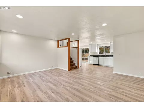 Living - 2845 Hilyard St, Eugene, OR 97405 photo 1 of 9