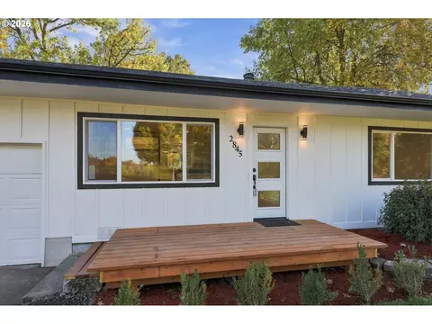 Exterior - 2845 Hilyard St, Eugene, OR 97405 photo 11 of 14