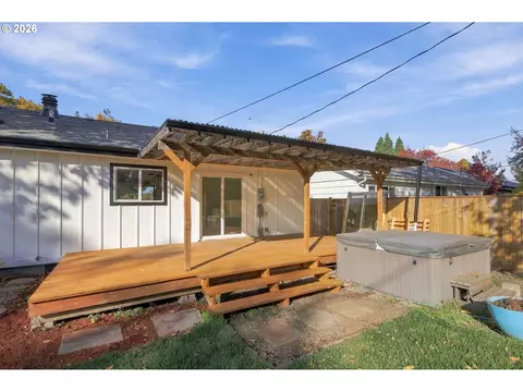 Exterior - 2845 Hilyard St, Eugene, OR 97405 photo 14 of 14