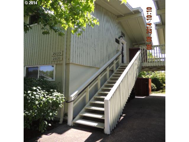 2033 W 14th Pl, Eugene, OR 97402 photo 1