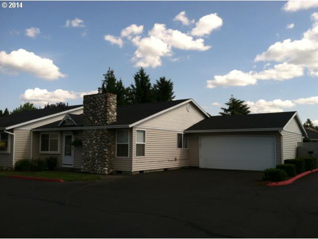 907 NE Cochran Ave, Gresham, OR 97030 photo 1