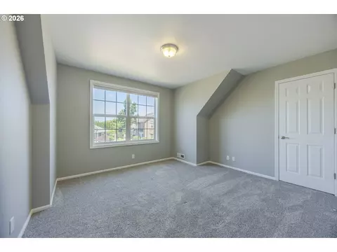 3394 Hampton Way, Eugene, OR 97401 photo 34