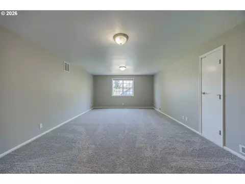 3394 Hampton Way, Eugene, OR 97401 photo 37