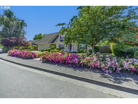 3394 Hampton Way, Eugene, OR 97401 photo 2