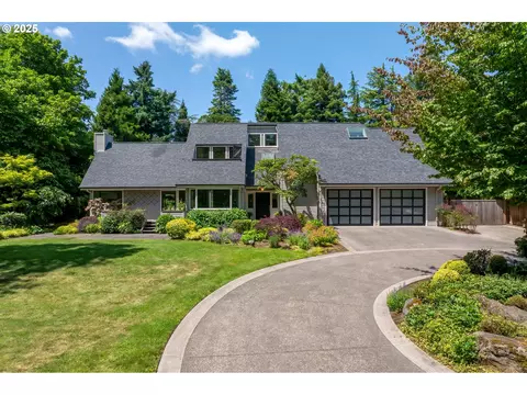 12643 S Iron Mountain Blvd, Portland, OR 97219