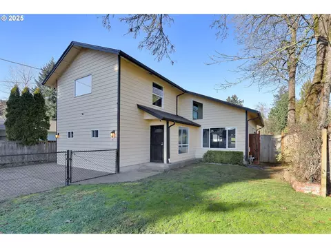 65 Crocker Ln, Eugene, OR 97404