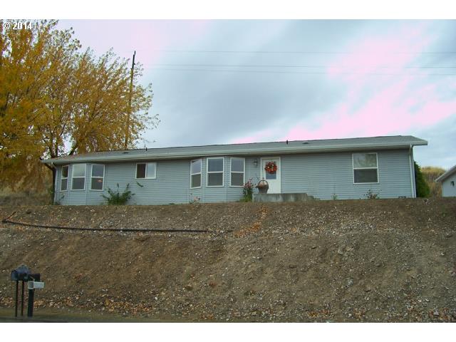 1903 SW 45th St, Pendleton, OR 97801 photo 1