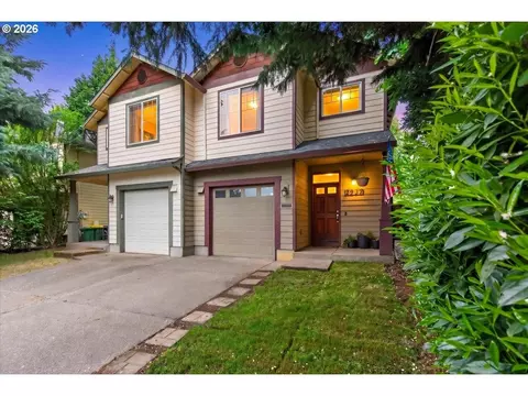 2937 Main St, Forest Grove, OR 97116