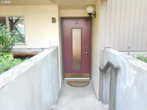 4023 Donald St #B, Eugene, OR 97405 photo 1