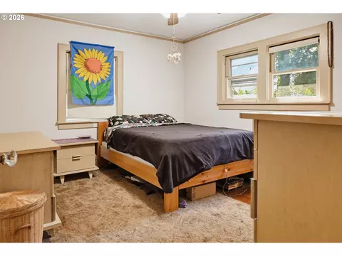 Bedroom - 16990 SE Foster Rd, Gresham, OR 97080 photo 2 of 4