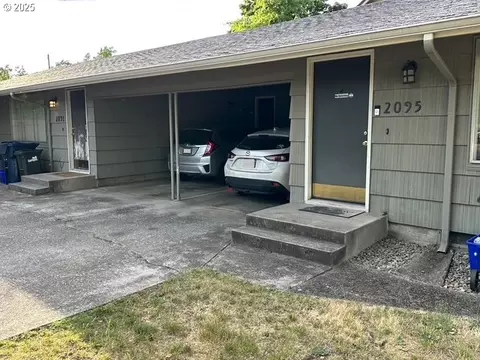 2091 Cal Young Rd, Eugene, OR 97401 photo 1