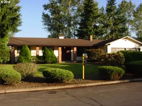 1023 Dixie Dr, Springfield, OR 97478 photo 1