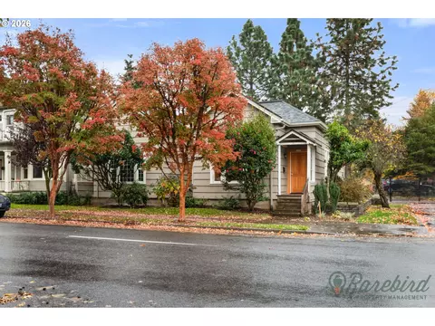 1802 SE Morrison St #1, Portland, OR 97214