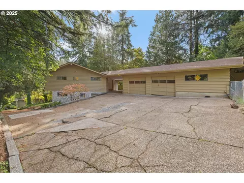 3333 SW Arnold St, Portland, OR 97219