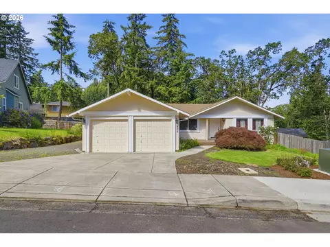 488 Cascade Dr, Springfield, OR 97478