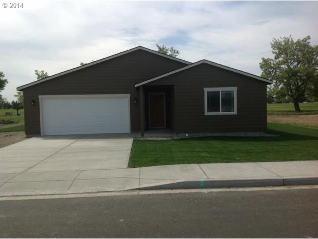 935 Barton Loop, Umatilla, OR 97882 photo 1