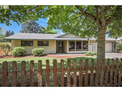 18915 Allegheny Dr, Oregon City, OR 97045