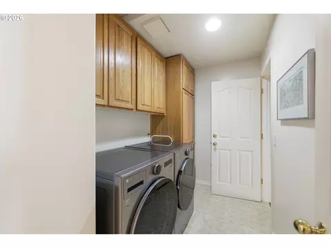 Other - 5260 Overbrook Ln, Eugene, OR 97405 photo 11 of 13